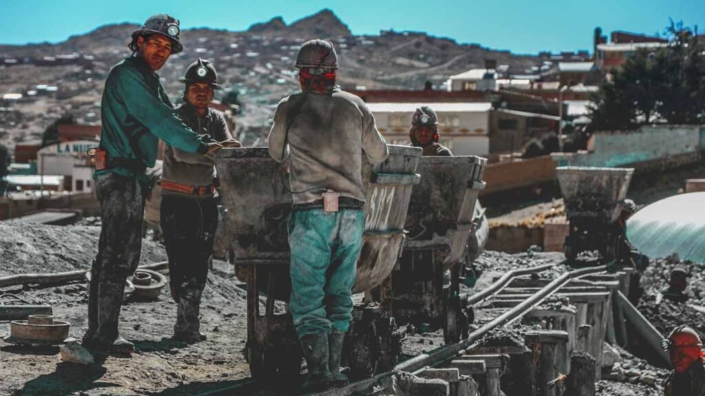 What Role Does The Cage In Mining Play In Personnel Safety on dependableblog